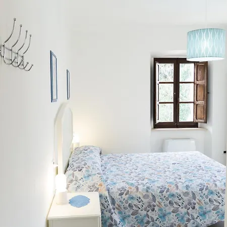 La Terrazza Azzurra Guest house Bellisio Solfare