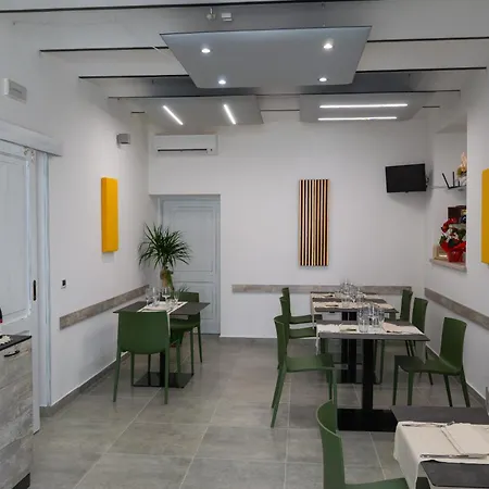 La Terrazza Azzurra Pensión Bellisio Solfare