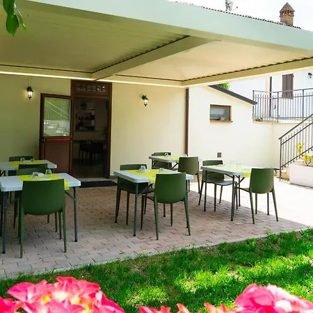 La Terrazza Azzurra Vendégház Bellisio Solfare