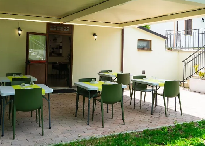 La Terrazza Azzurra Affittacamere Bellisio Solfare